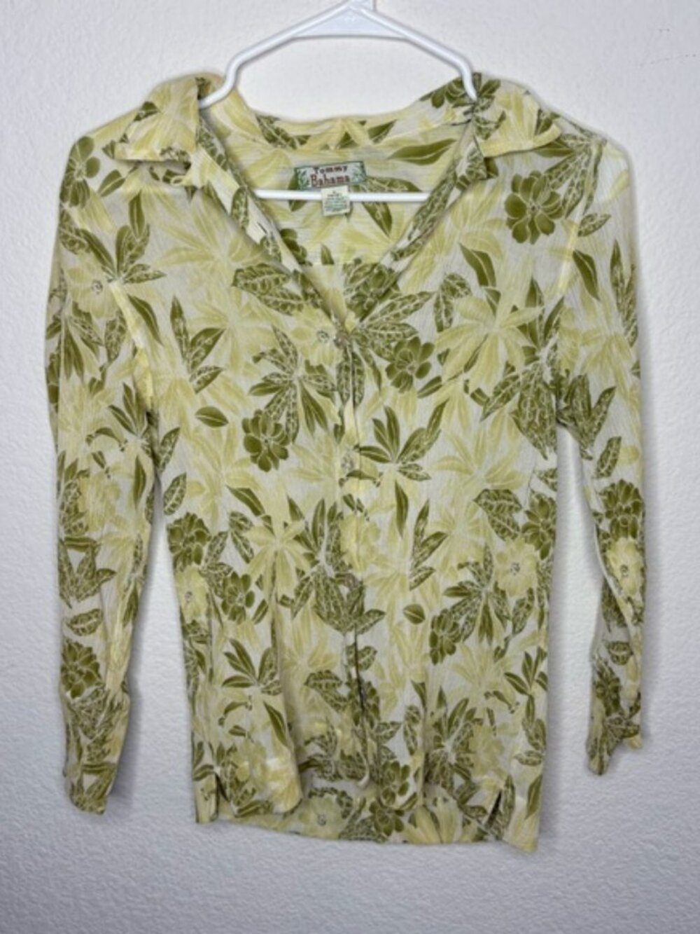 Tommy Bahama silk cotton blend green patterned top